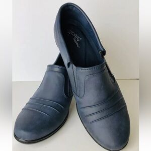 Easy Street Women's Shoes Size 9 W Comfort Wave Slip-on Faux Suede Booties Blue